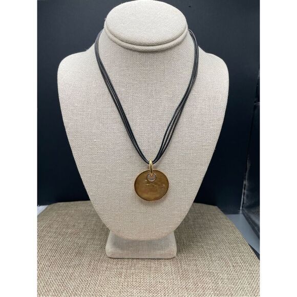 Vintage Lia Sophia Taos Goldtone Mother of Pearl Pendant Choker Necklace - Picture 8 of 8